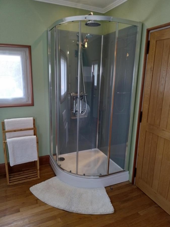 Bed and Breakfast Au Bord de L'Eau Ecluzelles Exterior foto