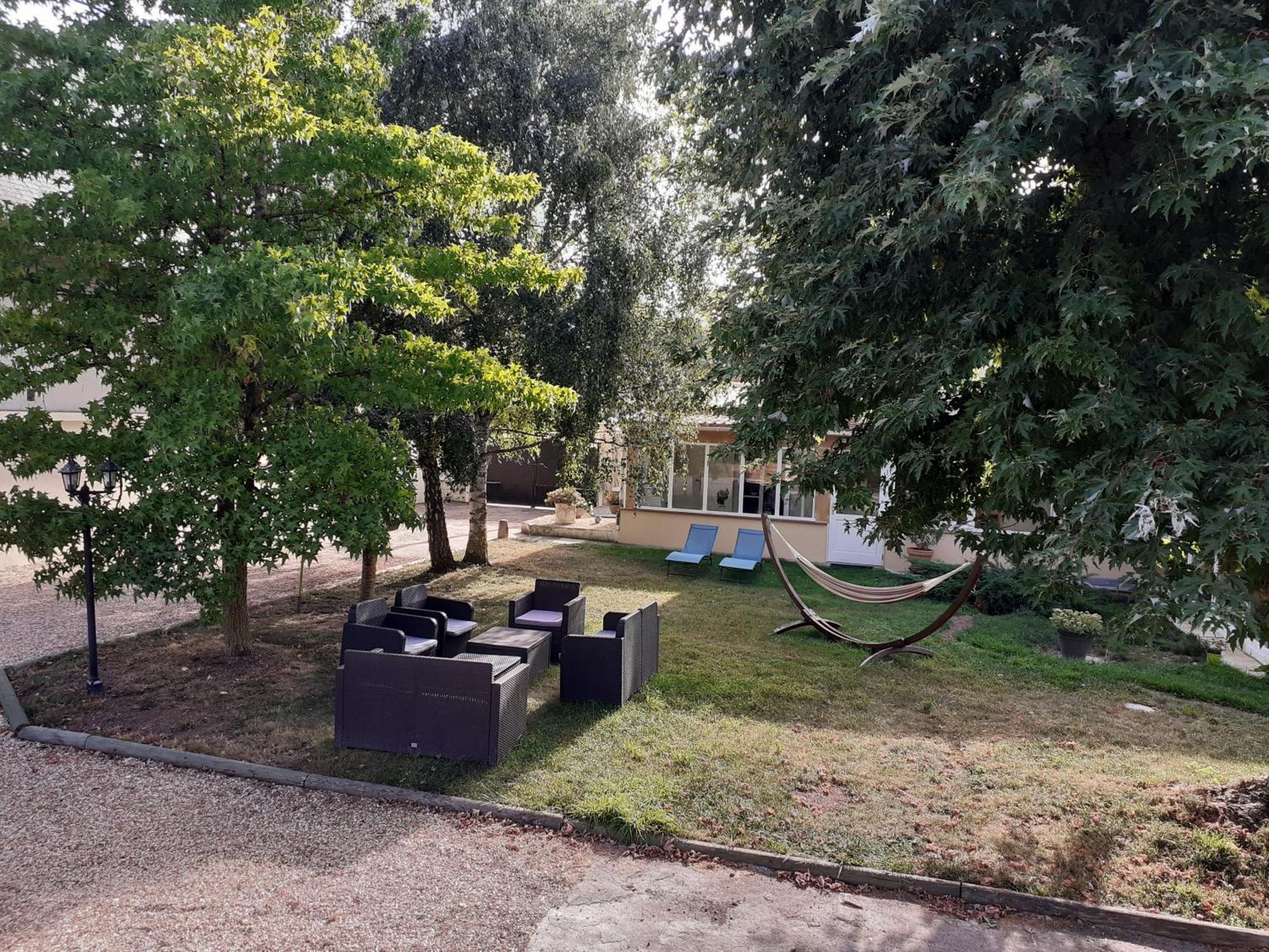 Bed and Breakfast Au Bord de L'Eau Ecluzelles Exterior foto